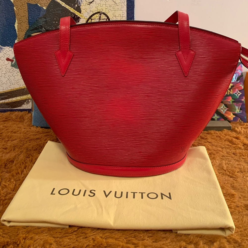 💯 Authentic LV Epi red st-Jacques shopping tote